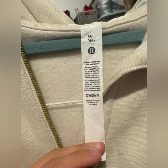 Lululemon Bone/Gold Scuba - Picture 2 of 4